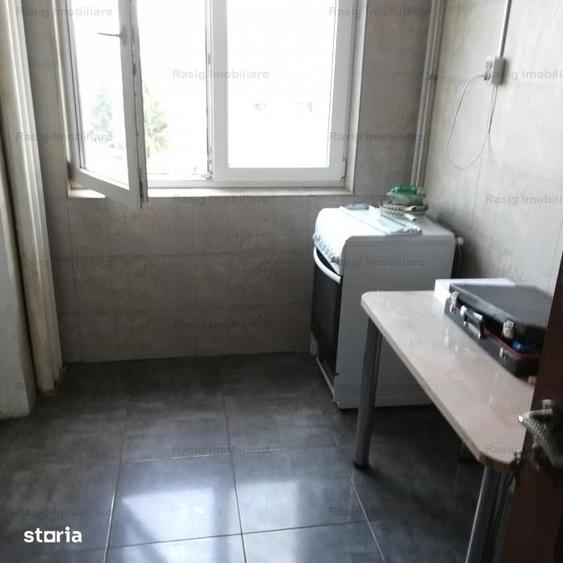 3 Camere Grivitei Metrou - 3
