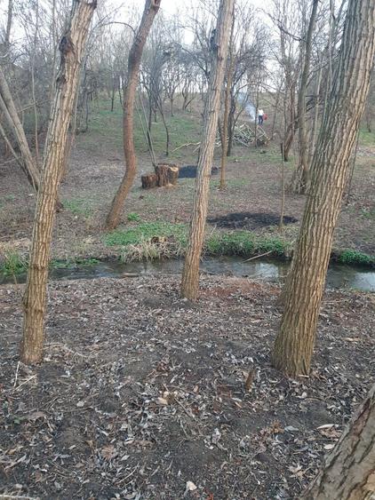 Teren intravilan cu relief spectaculos, tip munte Malu Mare parau - 2