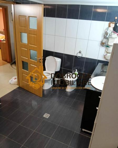 APARTAMENT 3 CAMERE, IN VILA, CENTRALA PELETI, GARAJ - 3