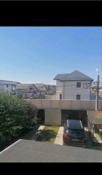 Casa de vanzare - an constructie 2007 - Strada Brandusei - 2