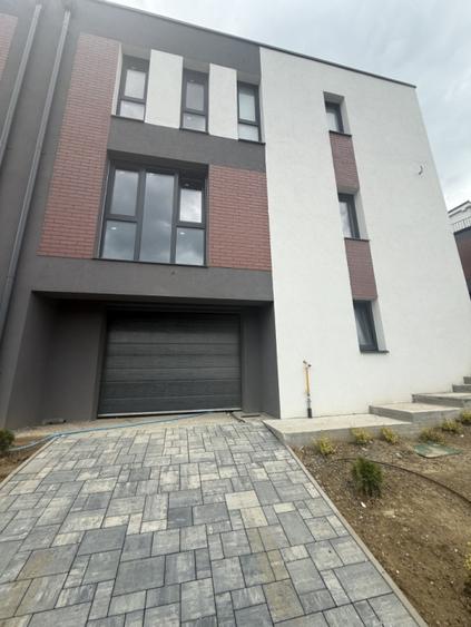 Casa 5 camere FINISAT! - 123,57 mp utili - garaj - zona Eroilor, Floresti! - 2