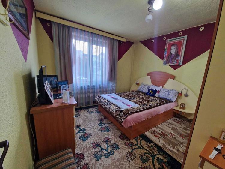 Apartament de vanzare 3 camere 70 mp etaj 1 zona Sens Bistrita - 5