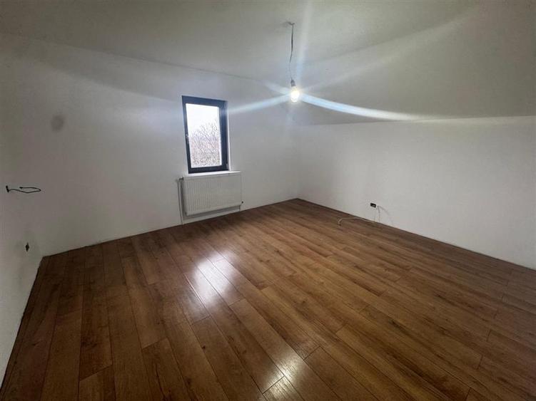 Casa 7 camere in Manesti. - 18