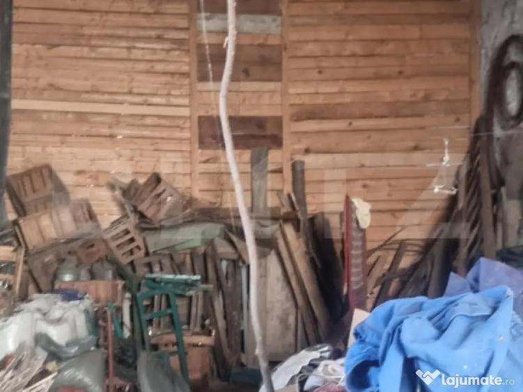 2 CORPURI DE CASA SI 2800 MP TEREN IN BREAZA Prahova - 3