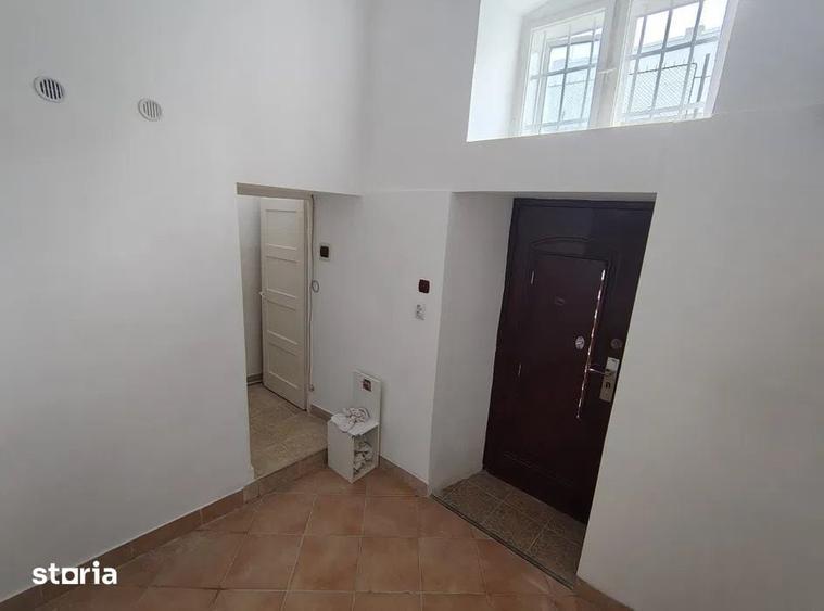 Spațiu comercial, de 36 mp, în Ultracentral