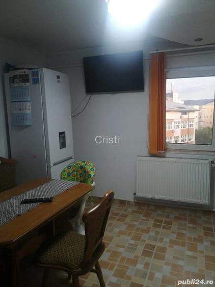 Inchiriez apartament 60mp in A-uri