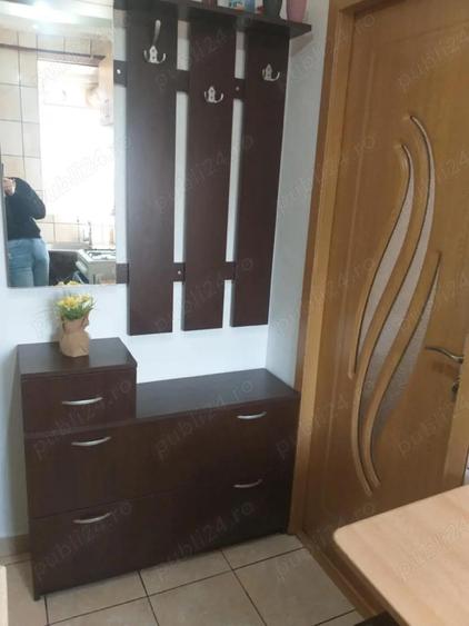 Inchiriez garsoniera - 1