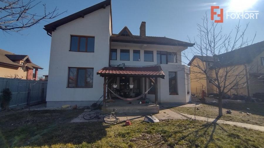 COMISION 0% Casa individuala 8 camere, Sacalaz - Pivnita, teren 1198 mp, asfalt - 38