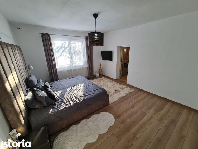 Casa de Vanzare la Cheie in Orasul Ineu Jud Arad, Teren 1439 mp. - 9