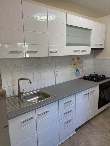 Inchiriez apartament 2 camere - 2