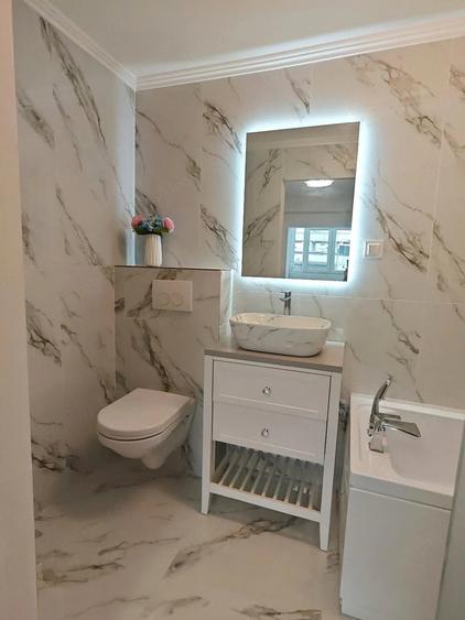 Apartament cu 4 camere decomandat în Centrul Civic