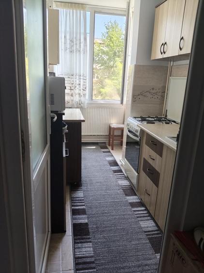 Apartament cu 2 camere semidecomandat în Dărmănești