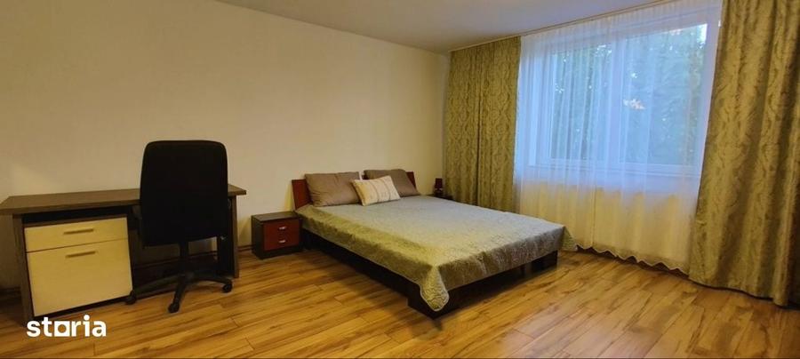 Apartament cu 2 camere decomandat în Andrei Mureșanu
