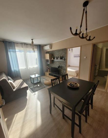 Apartament cu 2 camere semidecomandat, mobilat în Calea Victoriei