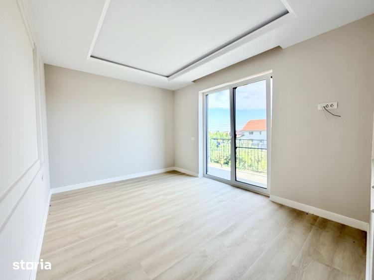 Casă cu 4 camere cu Teren 522 Mp în Moșnița Nouă