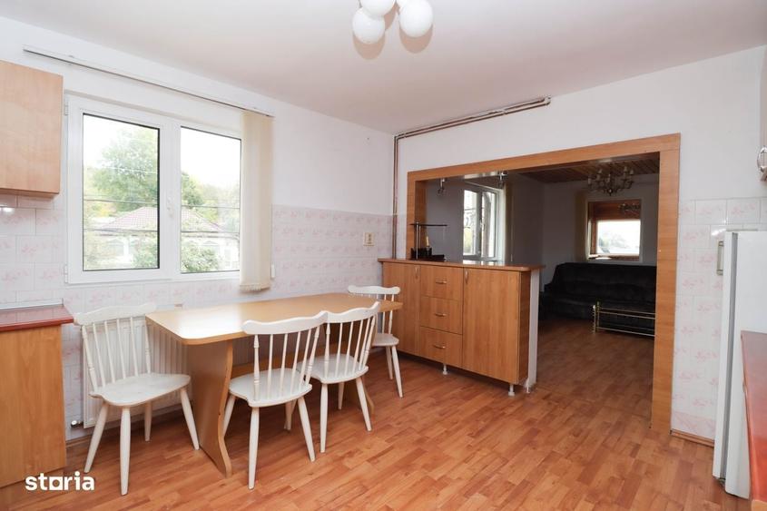 Spațiu comercial, de 414 mp, în Cornu