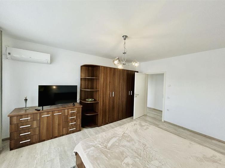 Apartament cu 4 camere în Piața Cluj