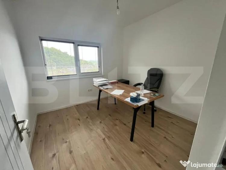 Casă cu 4 camere cu Teren 500 Mp în Central