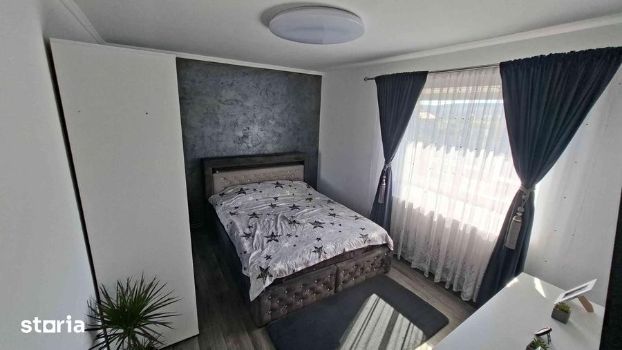 Apartament cu 3 camere în Mărăcineni