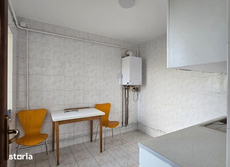 Apartament cu 3 camere în Alexandru cel Bun