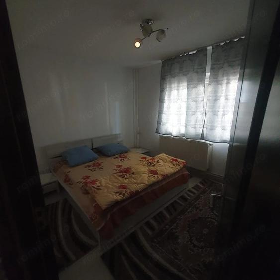 Apartament cu 2 camere semidecomandat în Girocului