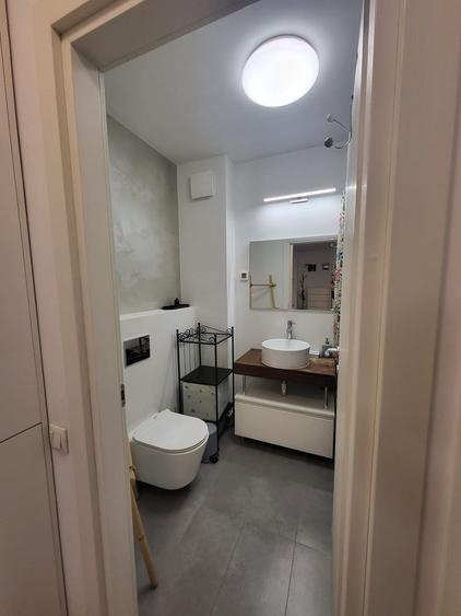 Apartament cu 2 camere semidecomandat, mobilat în Domenii