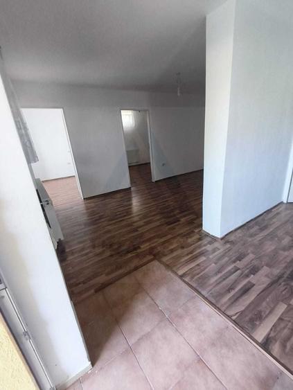 Casă individuală cu 2 camere cu Canalizare în Turnișor