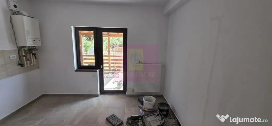 Vila cu 4 camere de vanzare in Brebu - Brebu (Prahova) - 9