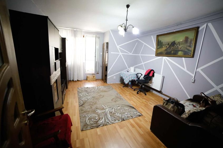 Garsonieră semidecomandată în Noua