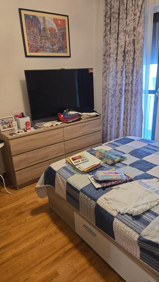 Apartament cu 4 camere decomandat în Capitale