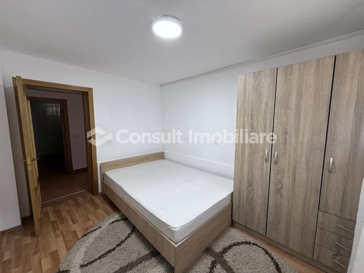 Apartament cu 4 camere semidecomandat, mobilat în Someșeni