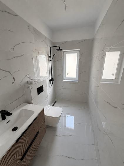 Duplex cu 5 camere cu Canalizare în Moșnița Nouă