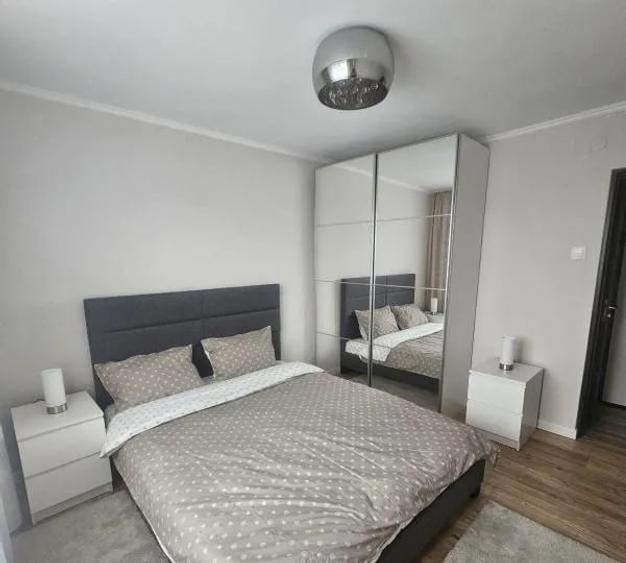 Apartament cu 2 camere semidecomandat, mobilat în Gara de Nord