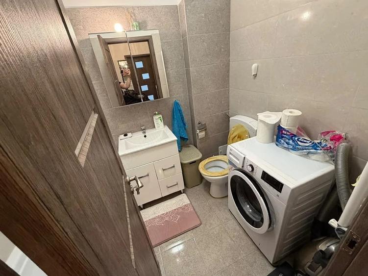 Apartament cu 2 camere decomandat în Chiajna