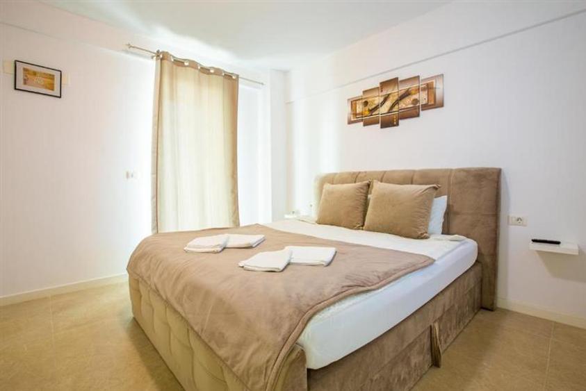 Apartament cu 2 camere decomandat, mobilat în Aradului