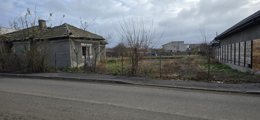 Teren Construcții intravilan de 1500 mp, în Palazu Mare