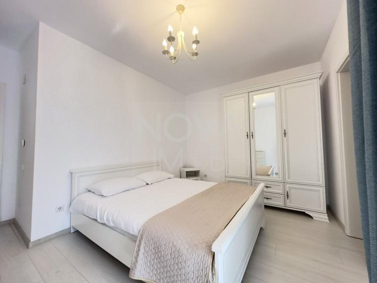 Apartament cu 3 camere semidecomandat, mobilat în Turnișor