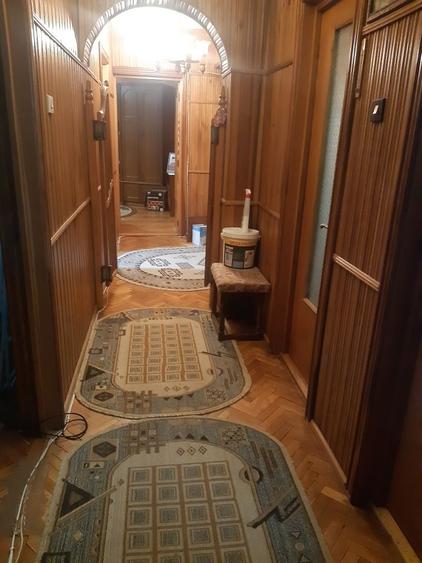 Apartament cu 3 camere decomandat în Cantemir