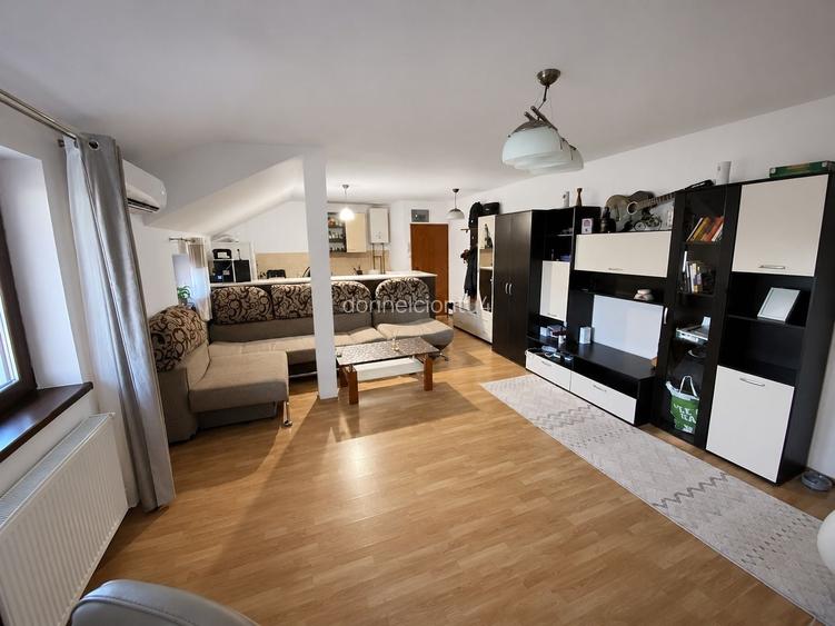 Proprietar vand apartament 2 camere, 48 mp Timisoara, zona Buziasului