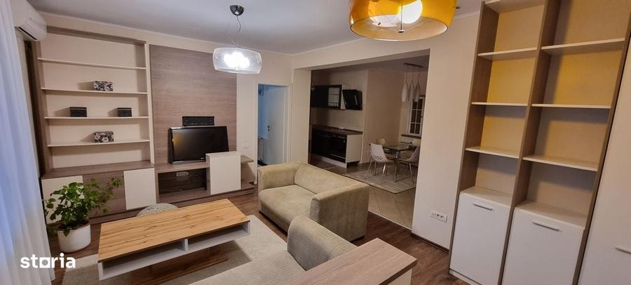 Apartament cu 3 camere decomandat în Olimpia-Stadion