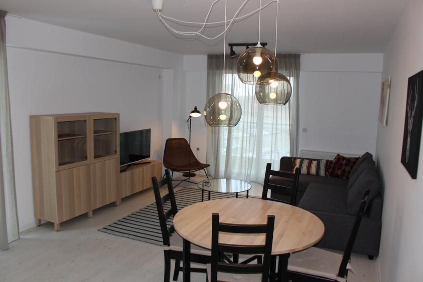 Apartament cu 2 camere decomandat, mobilat în Nord