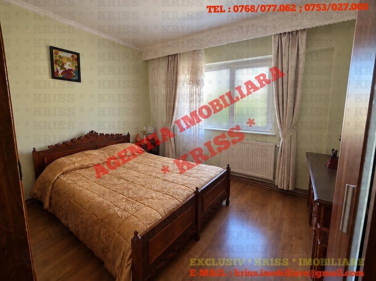 Apartament cu 3 camere decomandat în Popa Șapcă