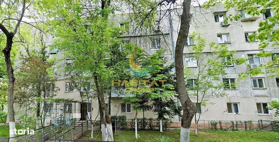 Apartament cu 3 camere decomandat în Drumul Găzarului