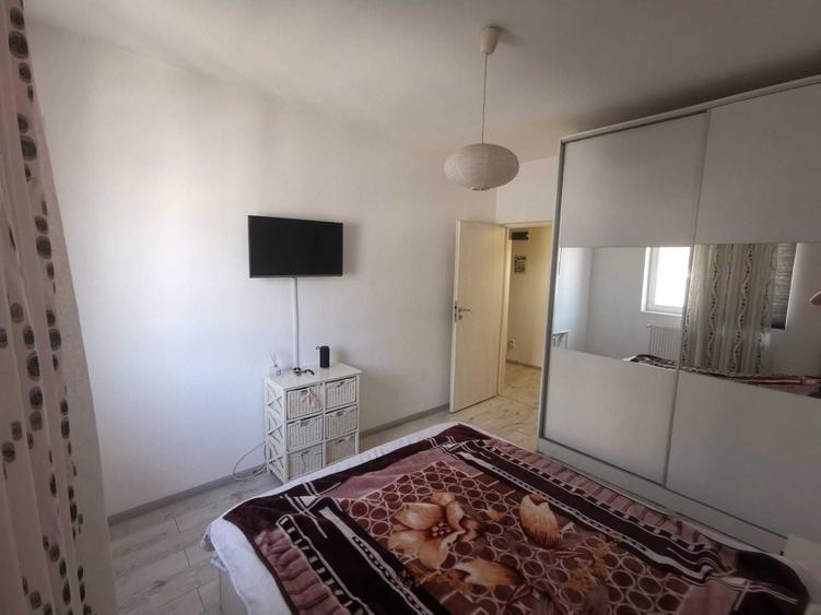 Apartament cu 2 camere decomandat în Chiajna