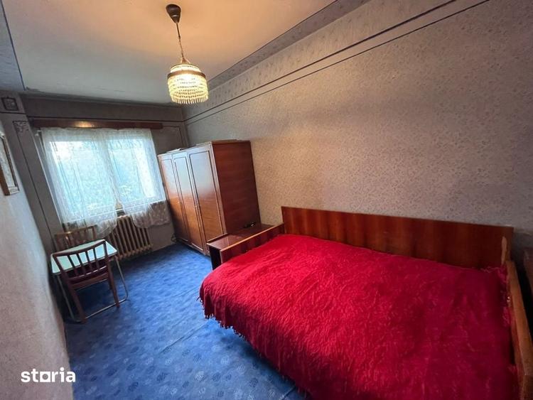 Apartament cu 3 camere decomandat în 1 Mai