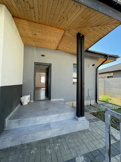 Casă individuală cu 4 camere cu Teren 350 Mp în Ciorogârla
