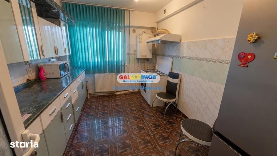 Apartament cu 3 camere decomandat în Central