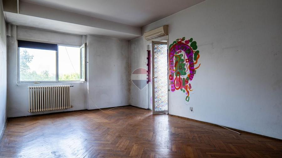 Garsonieră decomandată în Regina Elisabeta