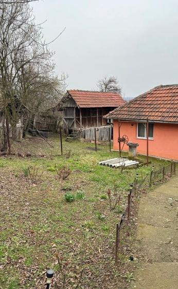 Casă individuală cu 5 camere cu Teren 1100 Mp în Văgiulești
