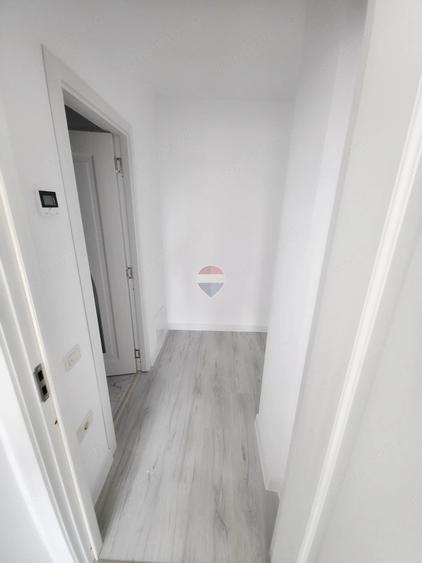 Apartament cu 2 camere decomandat în Calea Romanului